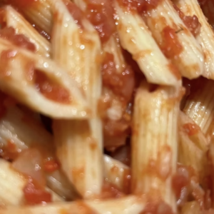 Roasted red pepper pasta