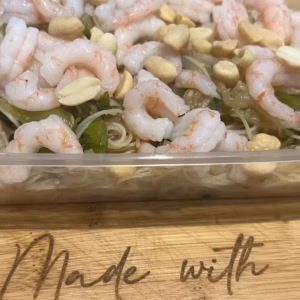 Prawn pad thai